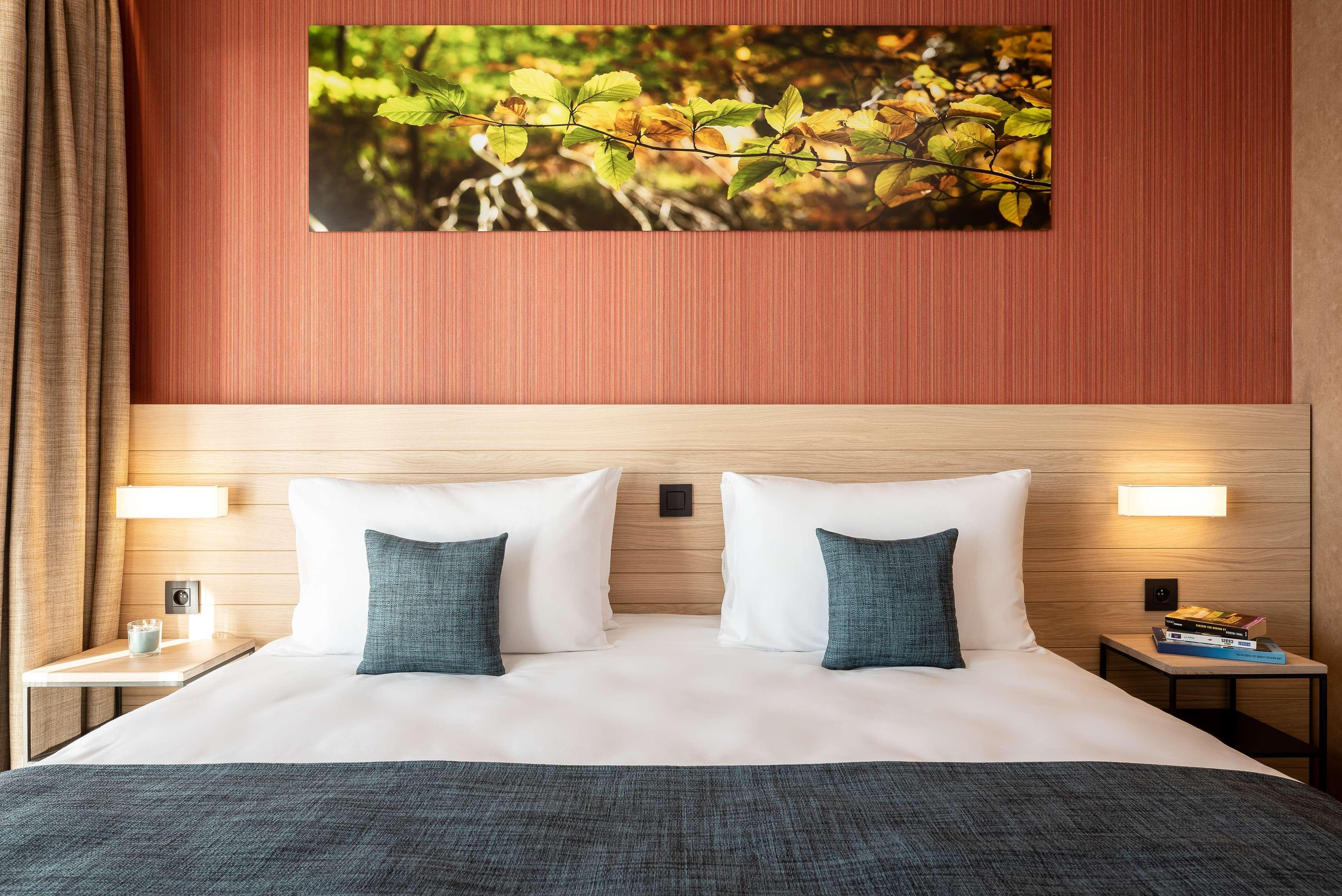 Golden Lakes Hotel Boussu-lez-Walcourt ภายนอก รูปภาพ